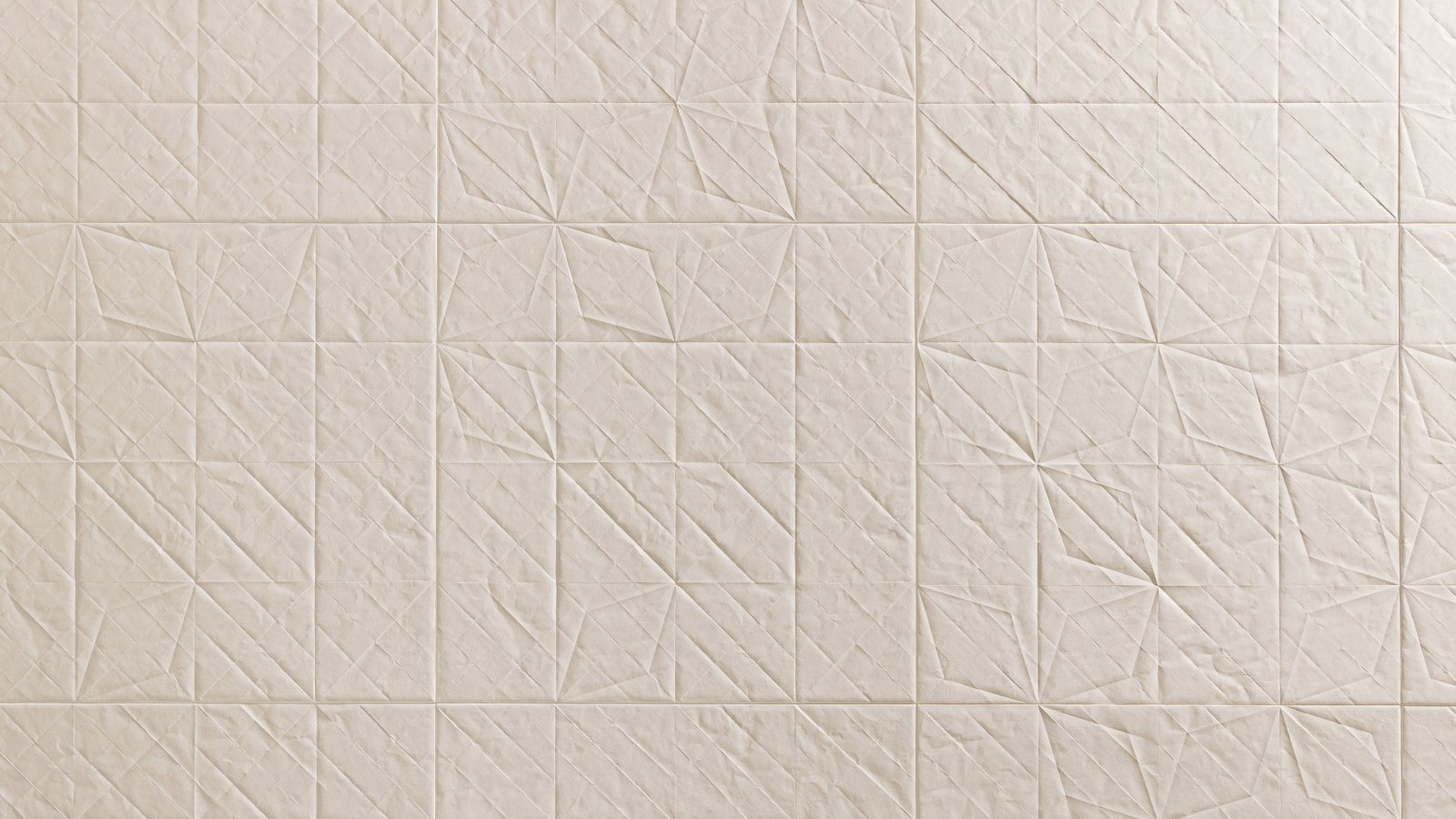 Porseleinen oppervlak Folded van Mutina met papiervouwrelief