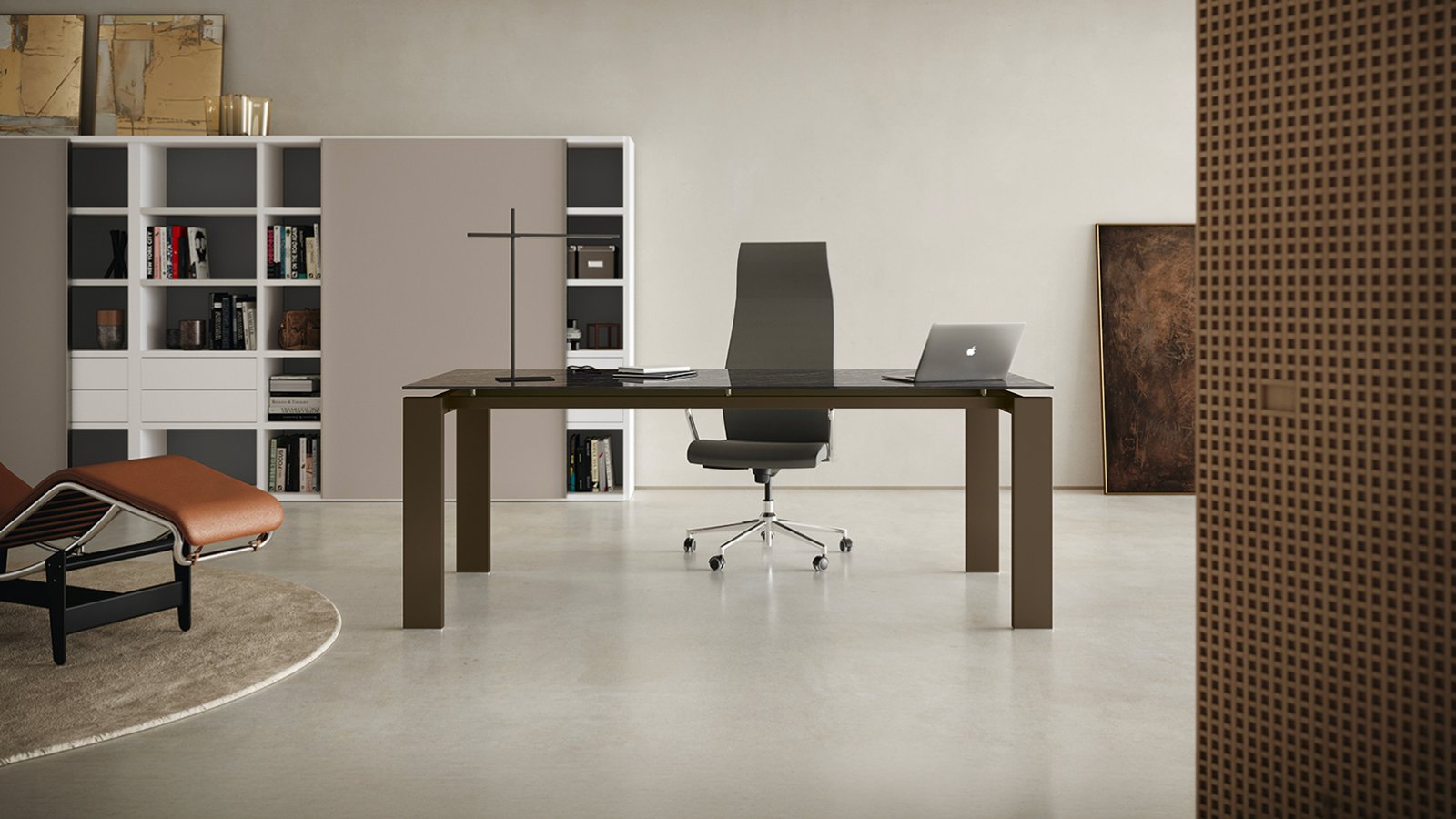 Directiebureau GO van Colombini Office met melaminesteunen