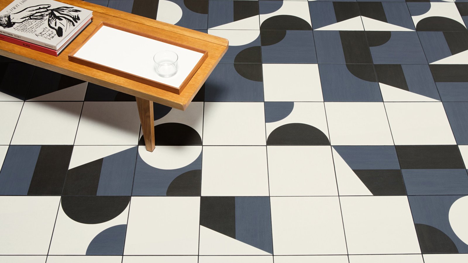 Puzzle vloer van steengoed door Mutina