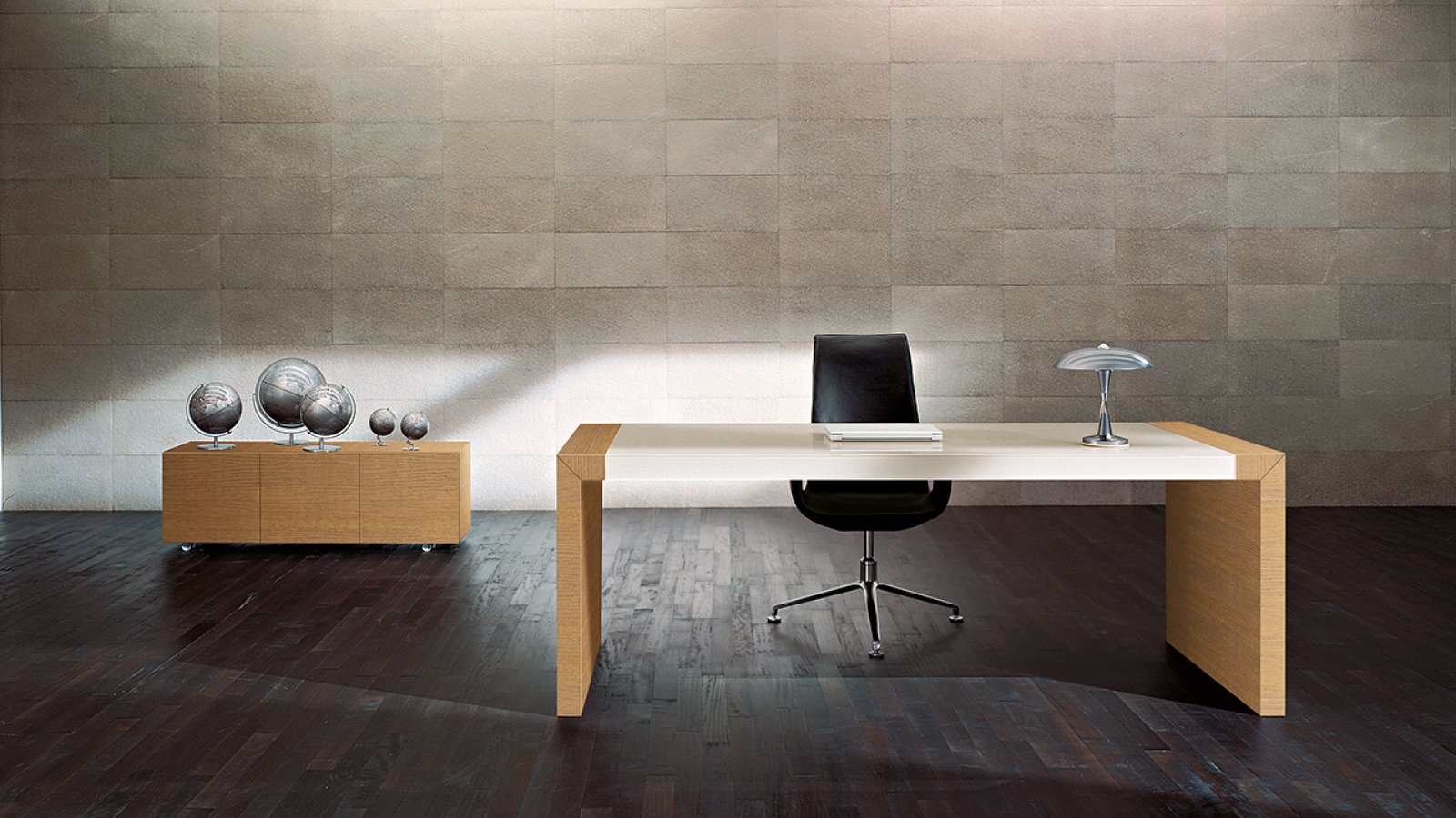 Design bureau Kyo van Martex met glazen voeten