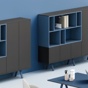 Bench voor zes uit het Lay-programma met witte MDF-lamp