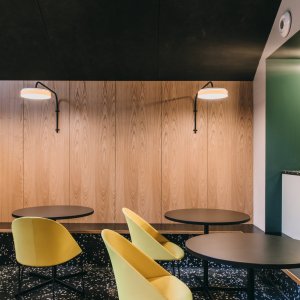 Cila als bezoekersstoel voor het bureau