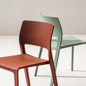 Designstoel Juno 02 in roestkleur
