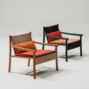 Detail van het massief houten frame van de Kata