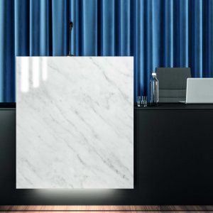 Grote Lux compositie van 400 cm voor een bedrijfslobby
