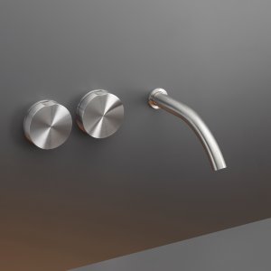 Driegatsgroep Giotto van Cea Design op een stenen blad