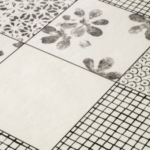 Wand bekleed met een Chymia-textuur