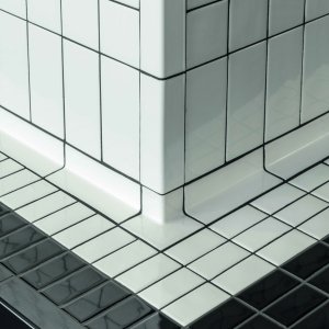 Badkuip bekleed met Din-elementen