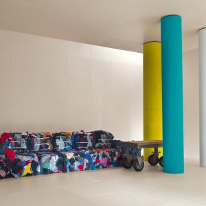 Receptie met Folded-wand in extra wit