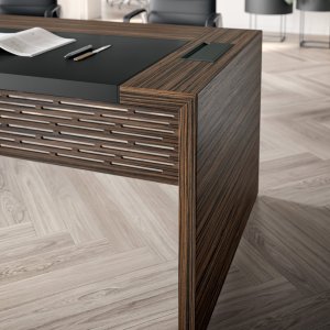 e-10 bureau met matgelakte poten in taupe