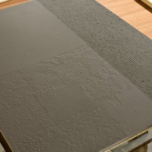 Déchirer-textuur Net van Patricia Urquiola