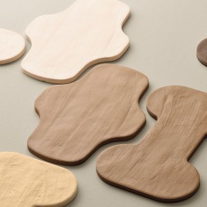 Terracotta Body van Faces & Figures in Cotto, drie vormen naast elkaar