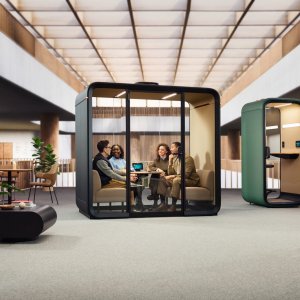 Framery Four vergaderpod in een Nederlands kantoor