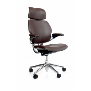 Freedom directiestoel van Humanscale met neksteun in leder