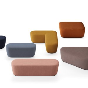 Loungehoek met Radar fauteuils, tafel en poef