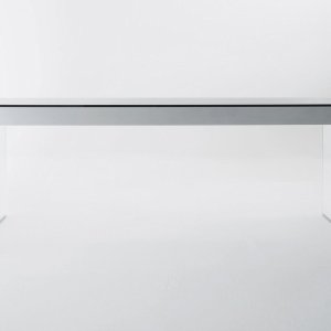 Handgeborsteld zwart aluminium op de Air Desk