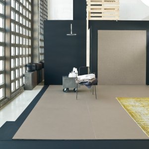 Déchirer-textuur Neutral van Patricia Urquiola