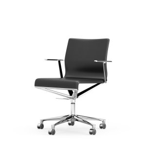 Stick Chair rond een vergadertafel