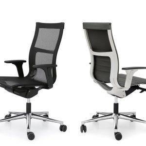 Una Stool met voetring bij een statafel