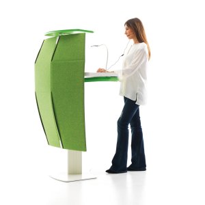 Funny Sat in groen weefsel met gelakt welcome-blad