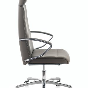 Rij Klivia fauteuils van Kastel in verschillende kleuren bekleding