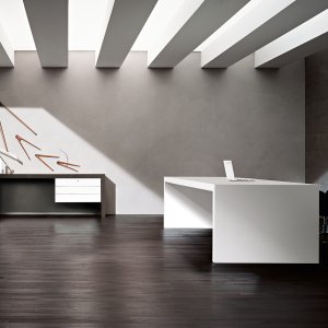 Kyo blad en poot bekleed met zwart leer