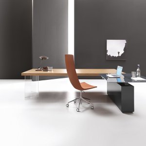Zwart gelakte Kyo vergadertafel