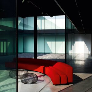 Zitbank Osaka zonder rug van 330 cm, van twee kanten gebruikt