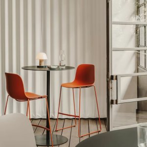 Vergaderruimte ingericht met Seela-stoelen