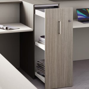 Receptiebalie Nice van Las Mobili met LED-verlichte frontbanden en satijnchromen profielen