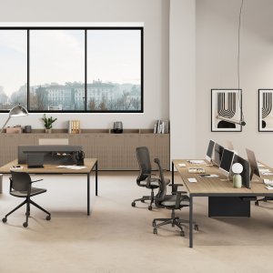 Semi-directioneel Sigma-bureau op structureel servicemeubel