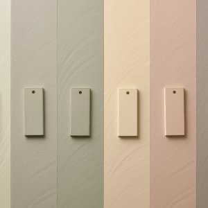 Otto Mutina Acqua A4 naast Mater Segno Bianco