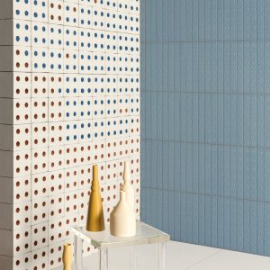 Dressoir van Bloc Blue blokken met houten blad