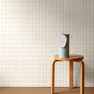 Punto Up Glossy Gris, grijze glanzende latje met verhoogde punt