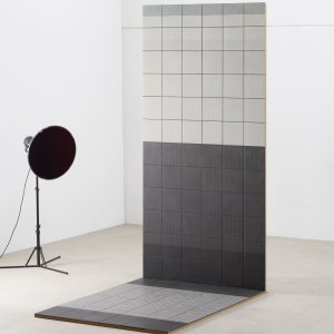 Patroon Mesh White van Tape Mutina op de witte basis