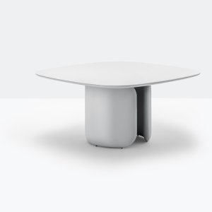 Vergaderzaal met Elinor stoelen rond de Elinor tafel