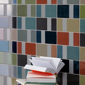 Vergaderzaal met Diarama-wand van Mutina