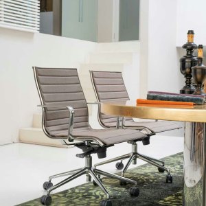Zwarte thermisch gelaste PVC-mesh op de rug van The Season Net