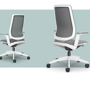 Zwart 3D-gebreid membraan op de rugleuning van de se:flex