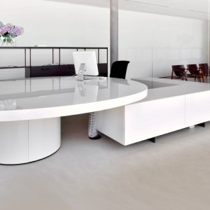 Ovale Asymmetrical Meeting Ø 300 op een naar de rand verschoven cilinder