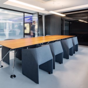 Desk sharing opstelling Nomos in verschillende lengtes