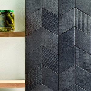 Vijf structuren vergeleken op Tex tegels in Cream