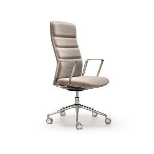 Quinti That’s it Executive zonder armleuningen rond een vergadertafel