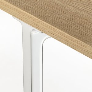 Toa bureau 240 × 90 met kabeldoorvoer rechts en rode goot