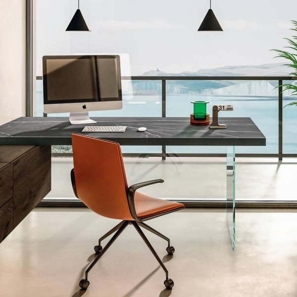 Modulaire LAGO meubels in een designkantoor
