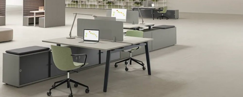 Alleen bureau