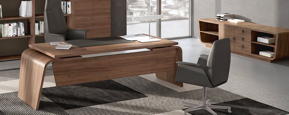 Bureau met ladeblok