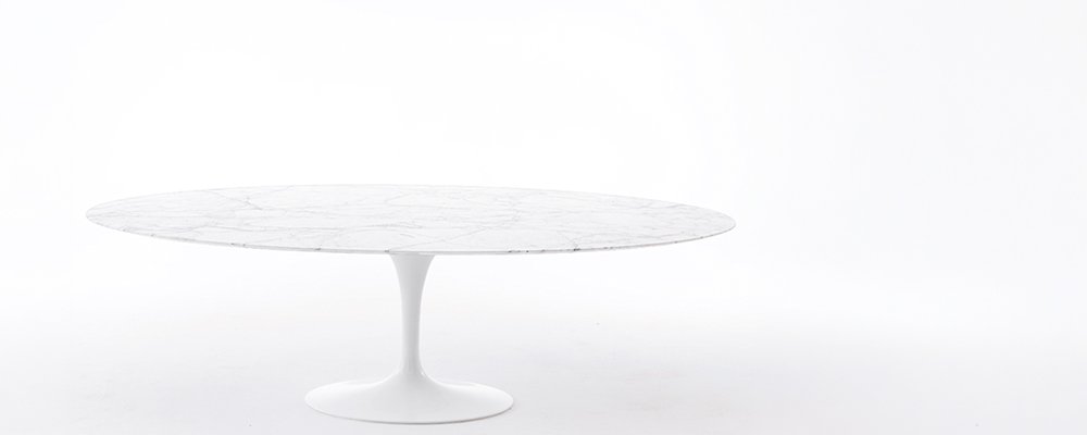 Alleen vergadertafel