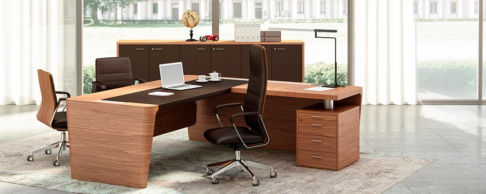 Bureau met aanbouwblad en dressoir